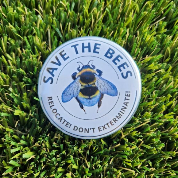 Set of 3 Button Pins Round Pin Lapel Pinback Beekeeping Honeybees Bee Save the B - Picture 4 of 8